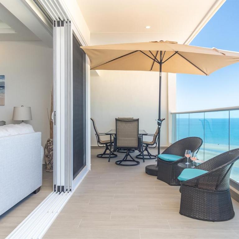 Beach Getaway 2 Bedroom Condo W802 - Vacation Home - 10