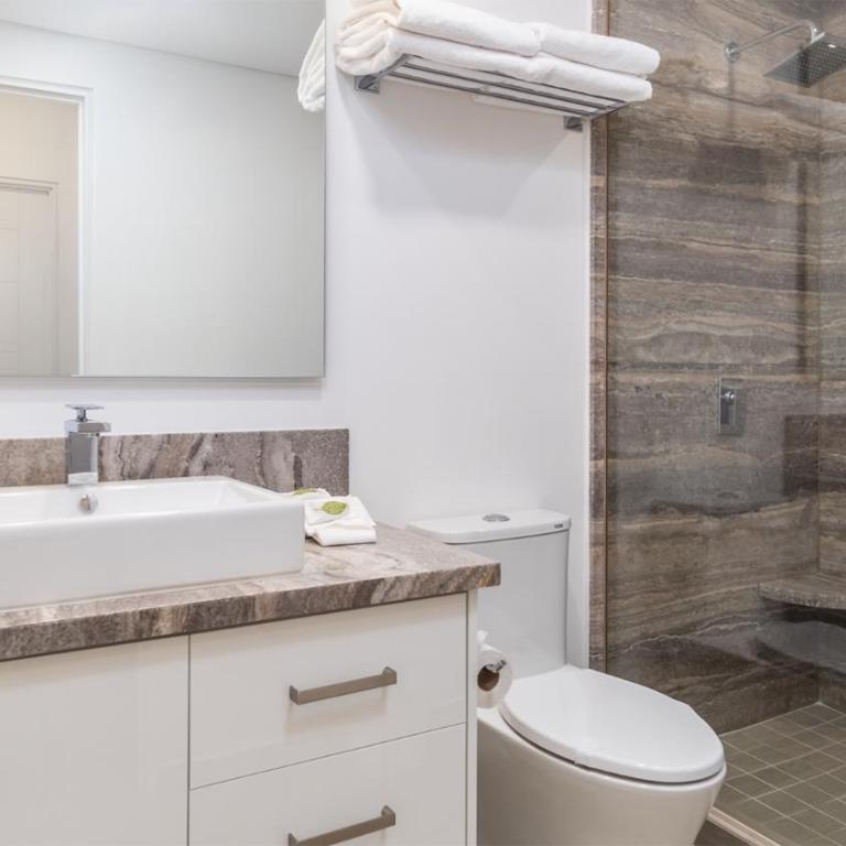 Beach Getaway 2 Bedroom Condo W802 - Vacation Home - 29