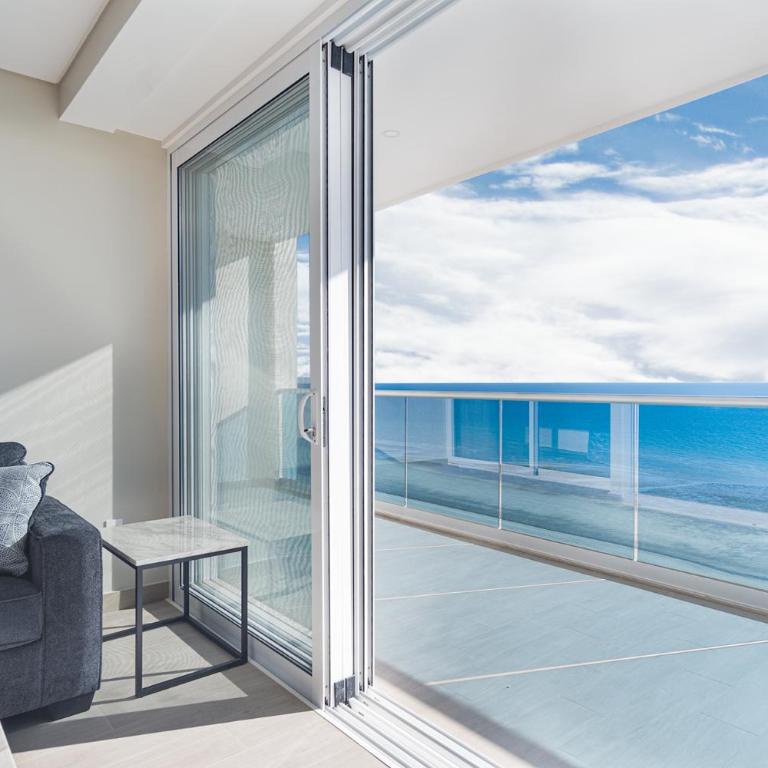 Splash in New Lazy River/Stay in Modern Luxury Encantame C-704 - Vacation Home - 4