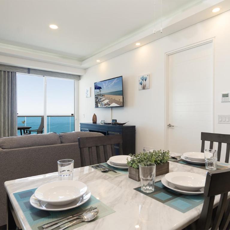 Splash in The New Lazy River and Sleep In Luxury Encantame Towers C 1203 - Vacation Home - 10