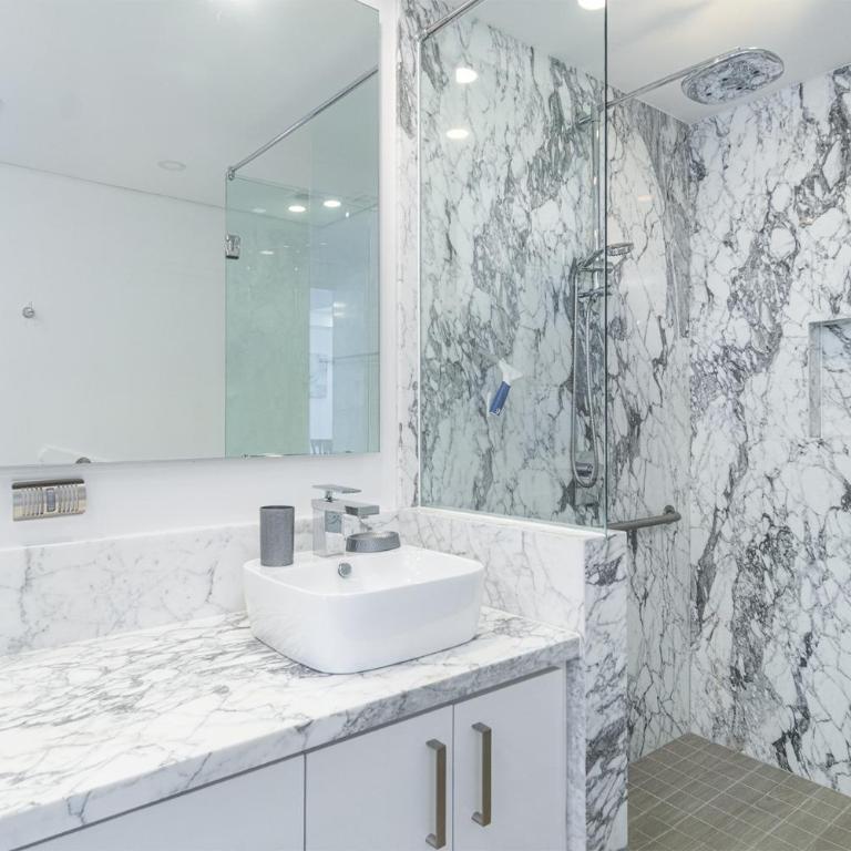 Splash in The New Lazy River and Sleep In Luxury Encantame Towers C 1203 - Vacation Home - 18