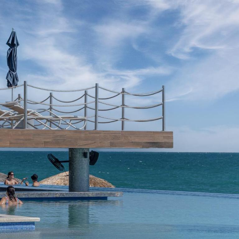 Amazing 2 bedroom Beach Front Condominium at Encantame E1102 - Casa - 39