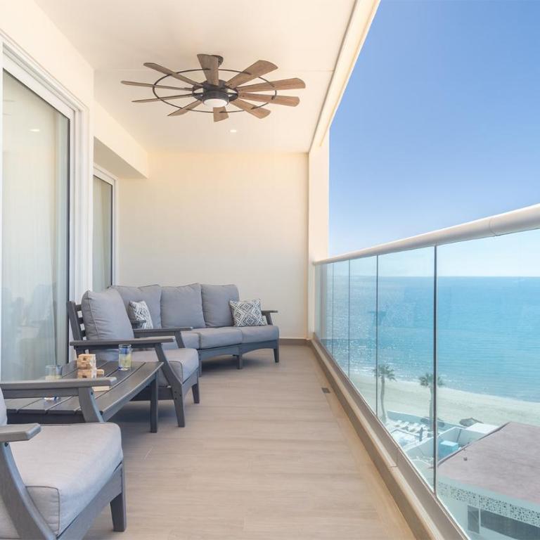 Waterfront Getaway 2 Bedroom Condo W704 - Casa - 25