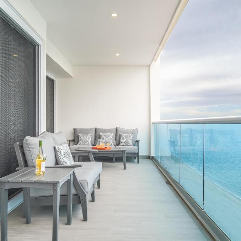 Splendid Waterfront 2 bedroom Velero 1804 Encantame Towers - Casa - 1