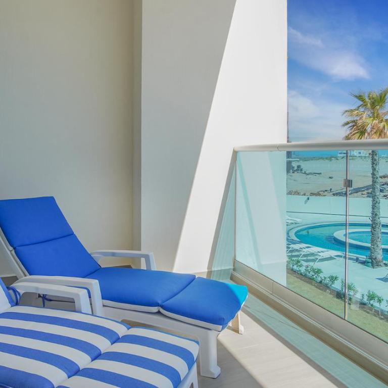 Breathtaking 2 bedroom condominium (E205) - Casa - 26