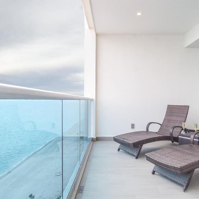 Splendid Waterfront 2 bedroom Velero 1804 Encantame Towers - Casa - 17