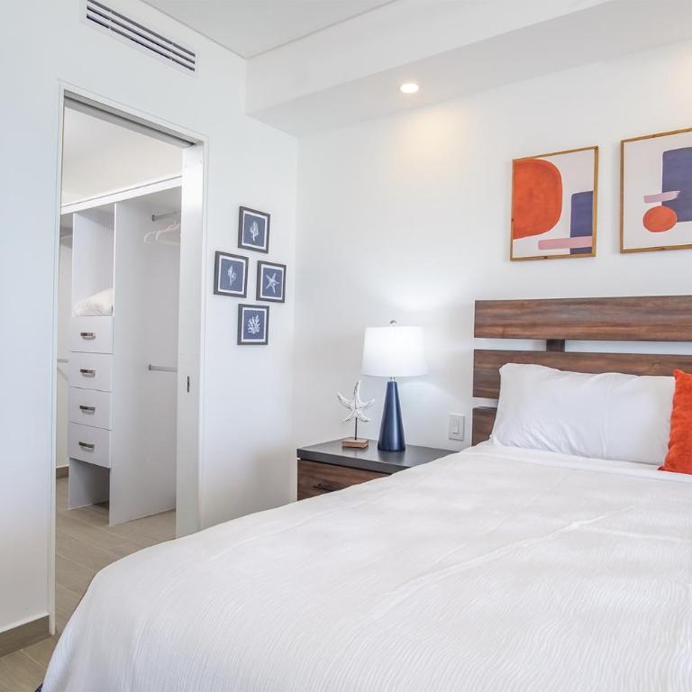Condo with Expansive Ocean View Encantame Towers 1402 - Vacation Home - 17