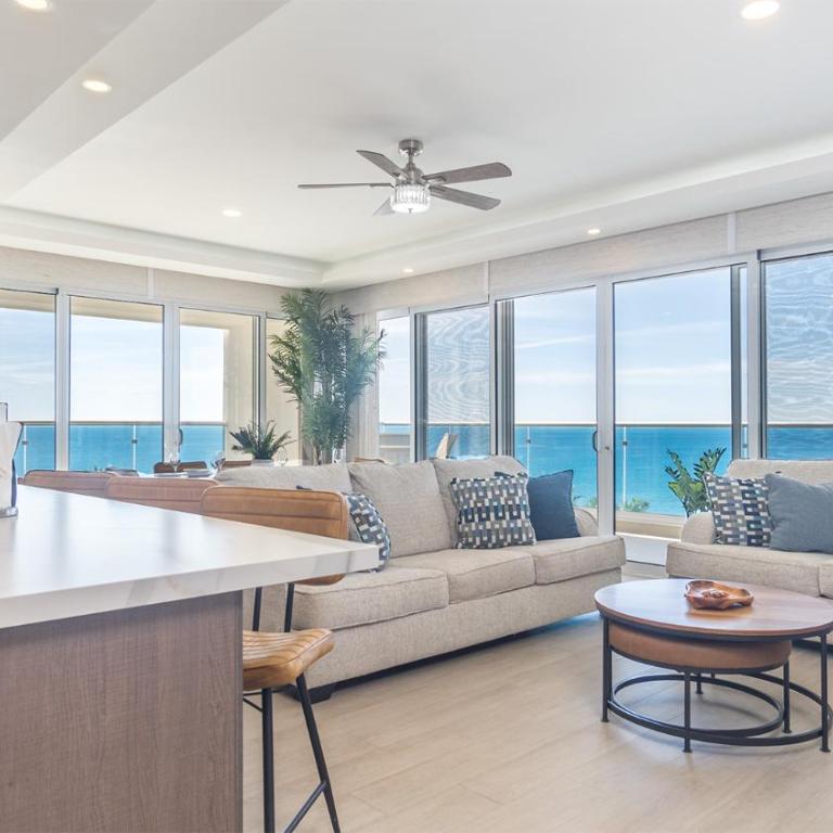 Amazing two bedroom beach front condo W405 - Casa - 2