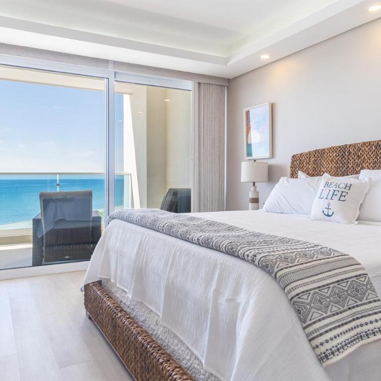 Amazing two bedroom beach front condo W405 - Casa - 8