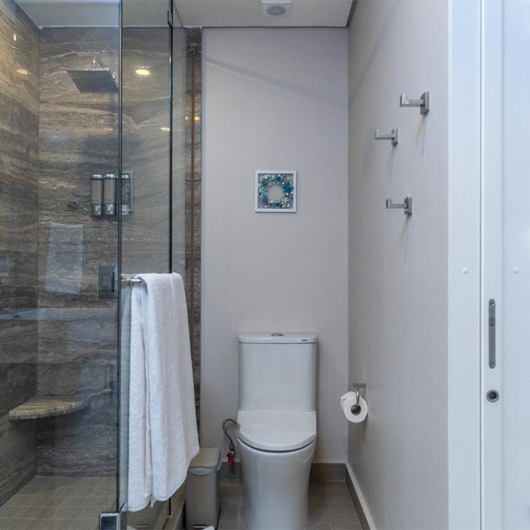 Amazing two bedroom beach front condo W405 - Casa - 11