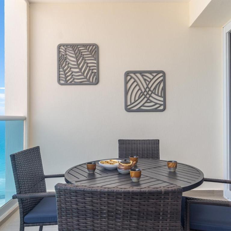 Panoramic beach front condo Verano 1704 - Casa - 22