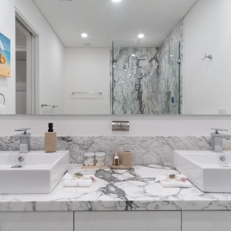 Splash in The New Lazy River and Sleep In Luxury Encantame Towers C 1202 - Vacation Home - 16