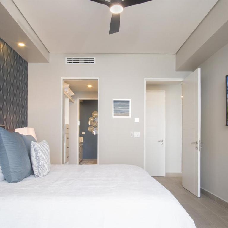 Amaizing condo by the beach Encantame W1704 - Casa - 16