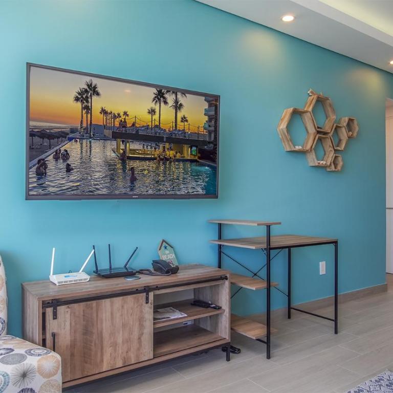 Amazing Beach Front Condo Velero 204 at Encantame Towers - Vacation Home - 4