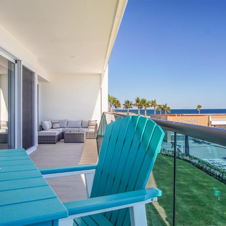 Amazing Beach Front Condo Velero 204 at Encantame Towers - Vacation Home - 22