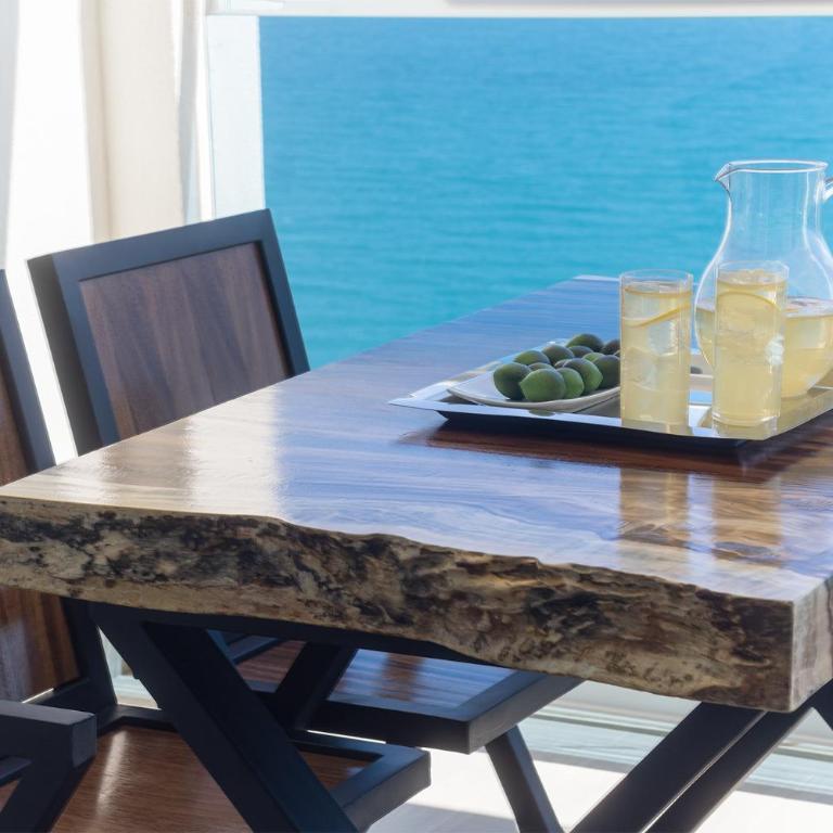 Modish 2 BR Condo at Encantame Towers Velero 2204 - Casa - 23