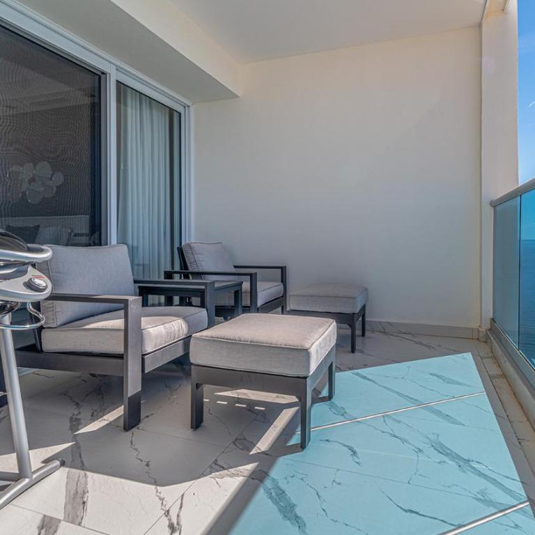 Family Paradise! Splash in The New Lazy River and Sleep In Luxury Encantame Viento 1702 - Vacation Home - 26
