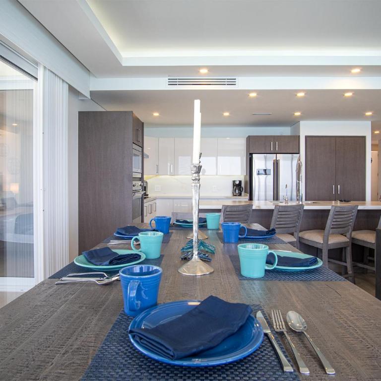 Family Paradise! Splash in The New Lazy River and Sleep In Luxury Encantame Velero 2101 - Vacation Home - 10
