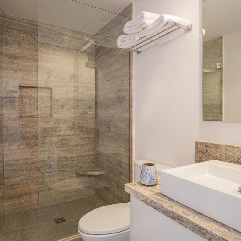 Family Paradise! Splash in The New Lazy River and Sleep In Luxury Encantame Velero 2101 - Vacation Home - 17