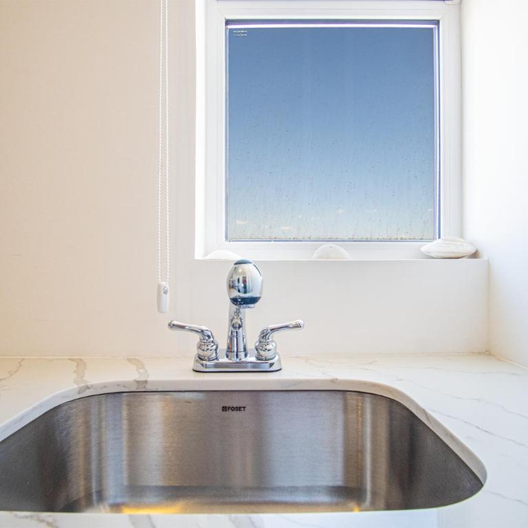 Family Paradise! Splash in The New Lazy River and Sleep In Luxury Encantame Velero 2101 - Vacation Home - 24