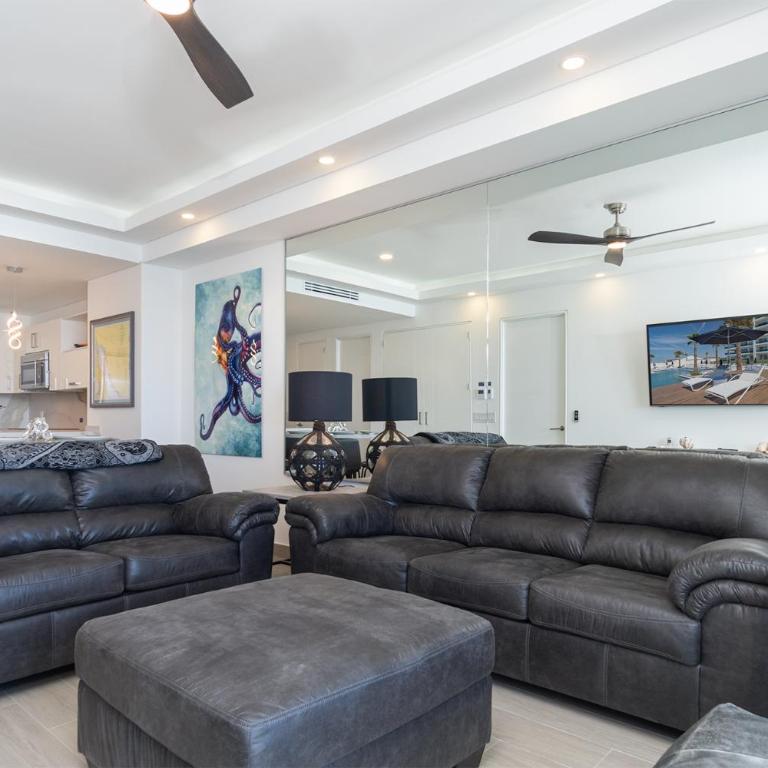 Lavish 1 bedroom Beach Front Condominium Encantame C-1603 - Vacation Home - 4