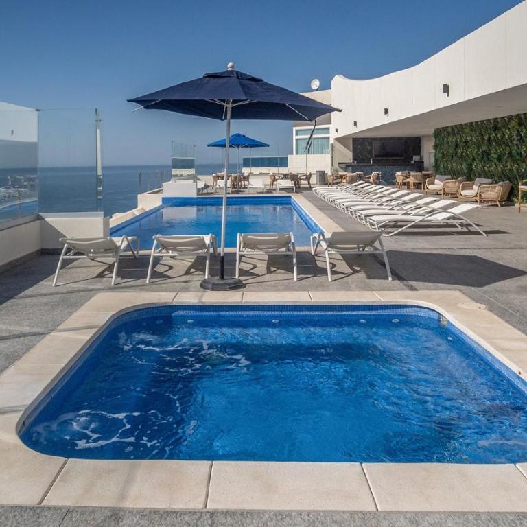 Lavish 1 bedroom Beach Front Condominium Encantame C-1603 - Maison de Vacances - 41
