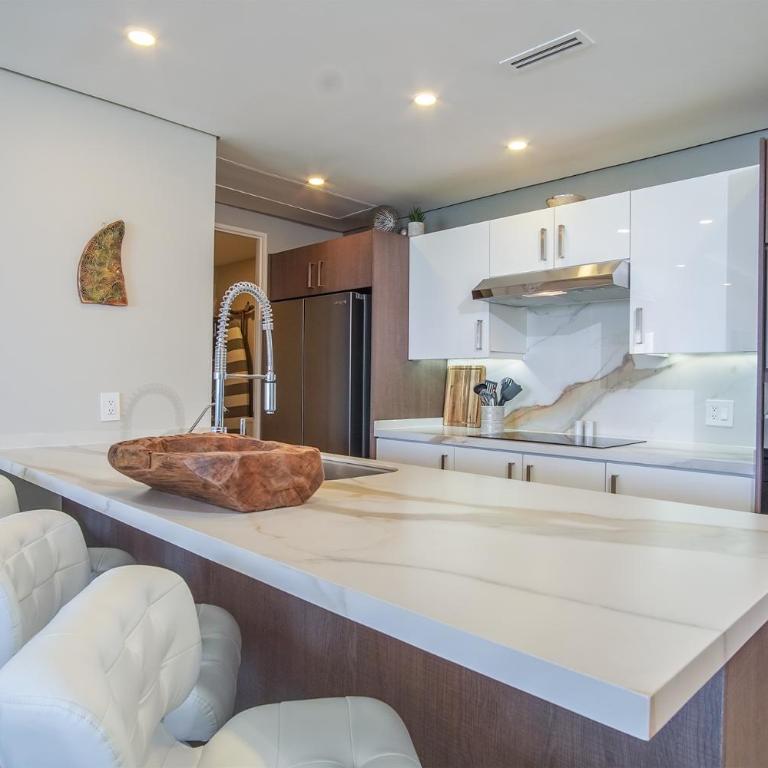 Lovely 2 bedroom condominium (Encantame Verano 902) - Vacation Home - 10
