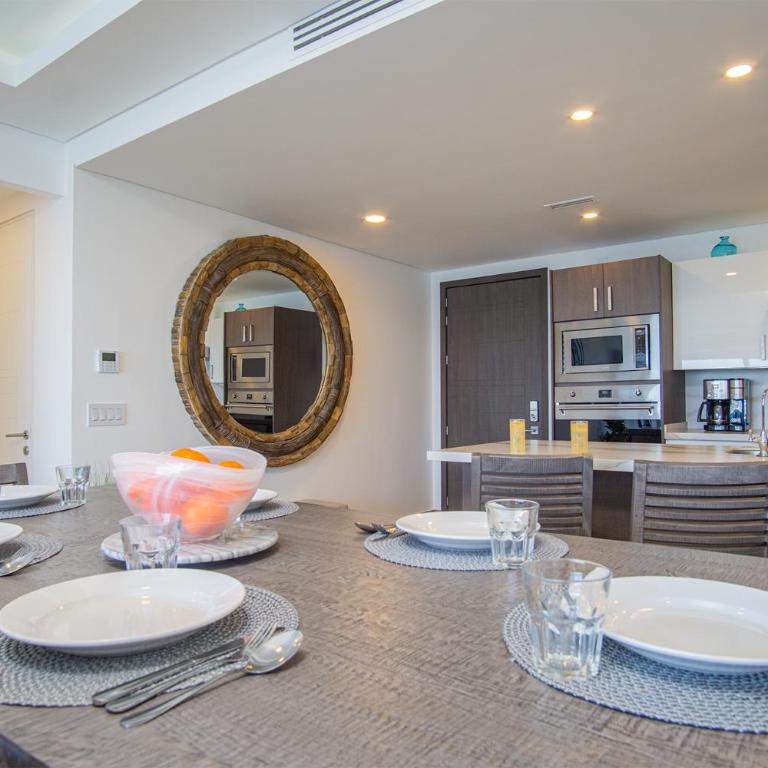 Splash in The New Lazy River and Sleep In Luxury Encantame Towers Velero 2104 - Vacation Home - 11
