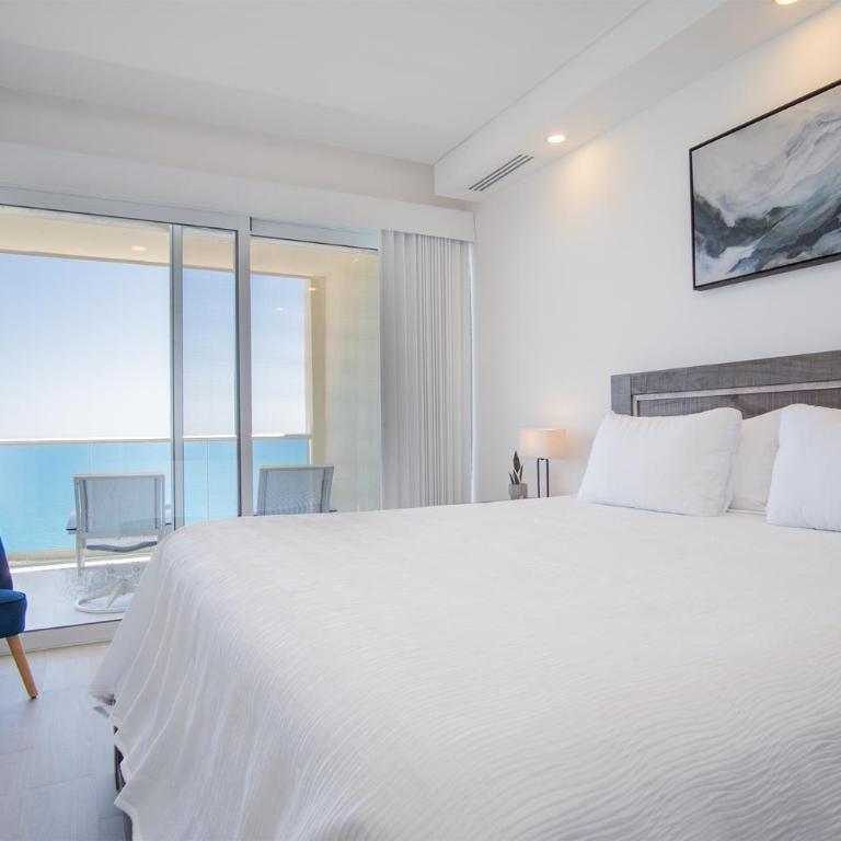 Splash in The New Lazy River and Sleep In Luxury Encantame Towers Velero 2104 - Vacation Home - 13