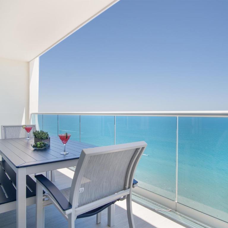 Splash in The New Lazy River and Sleep In Luxury Encantame Towers Velero 2104 - Vacation Home - 22