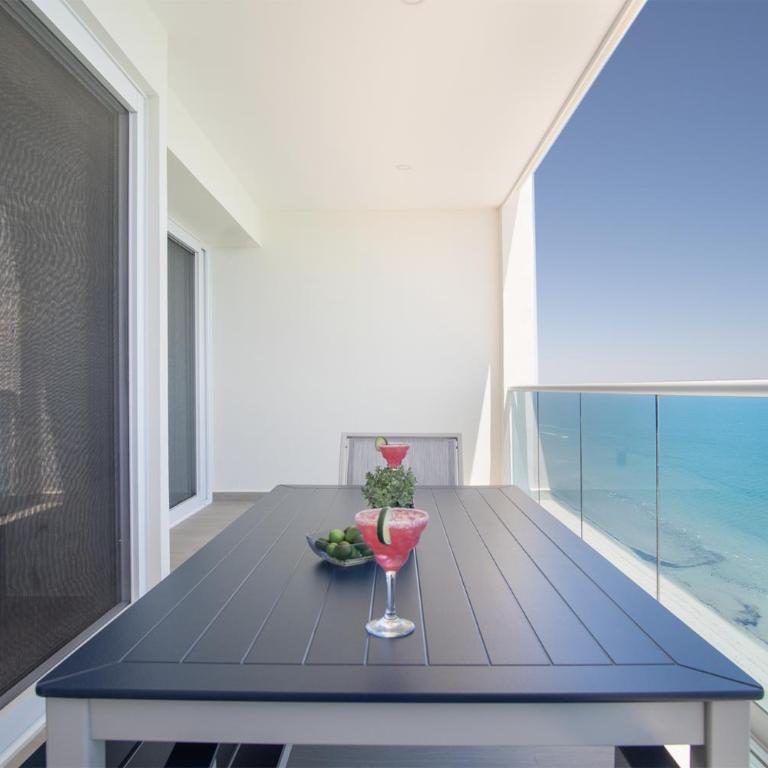 Splash in The New Lazy River and Sleep In Luxury Encantame Towers Velero 2104 - Vacation Home - 24