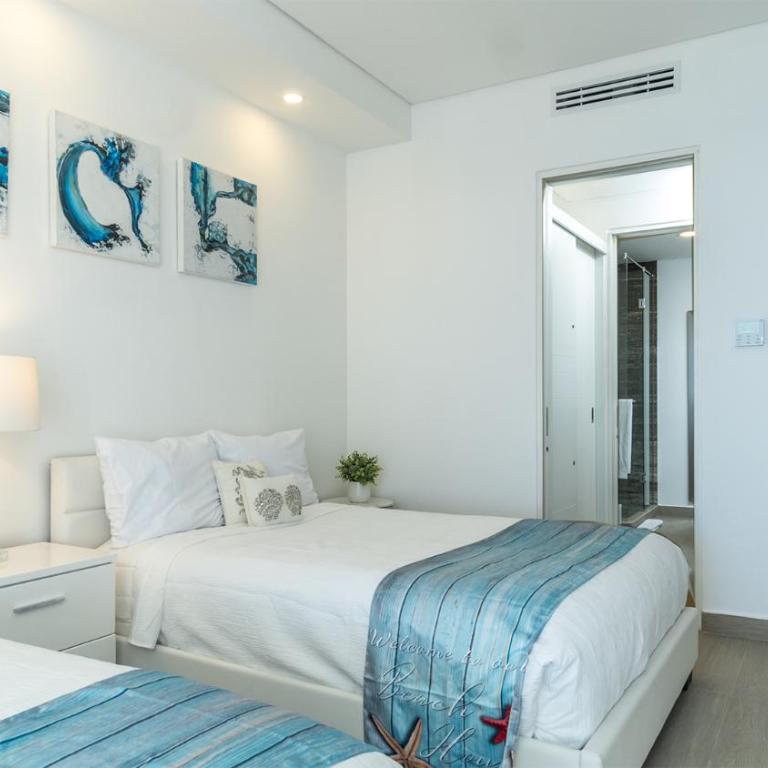 Impressive & beautiful 3 bedroom unit Ocean Front Encantame Velero-2301 - Casa - 17