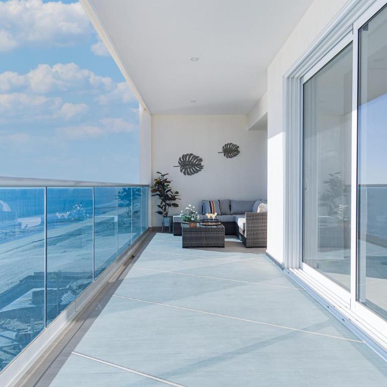 Splash in New Lazy River/Stay in Modern Luxury Encantame 702 - Vacation Home - 21