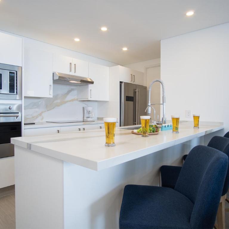 Stunning 2BR condo at Encantame Towers Velero 2302 in playa Encanto - Vacation Home - 8