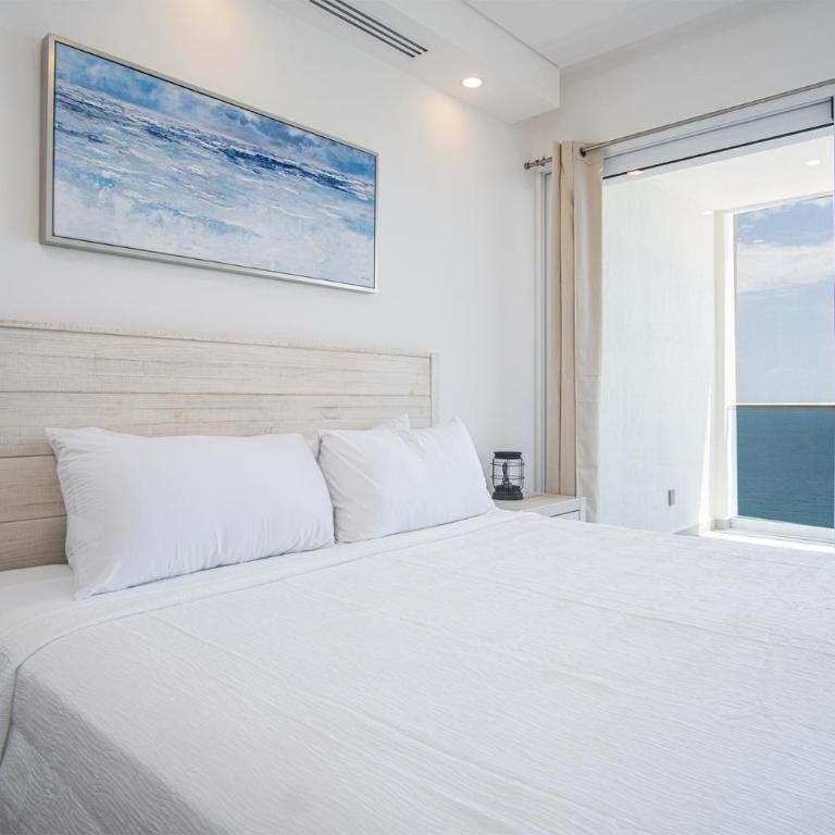 Stunning 2BR condo at Encantame Towers Velero 2302 in playa Encanto - Vacation Home - 22