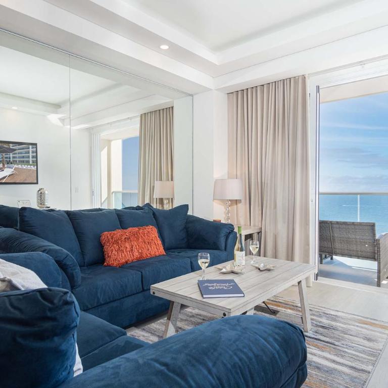 Splash in New Lazy River/Stay in Modern Luxury Encanatmae 703 - Vacation Home - 2