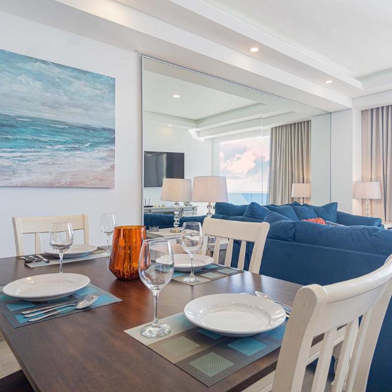 Splash in New Lazy River/Stay in Modern Luxury Encanatmae 703 - Vacation Home - 11