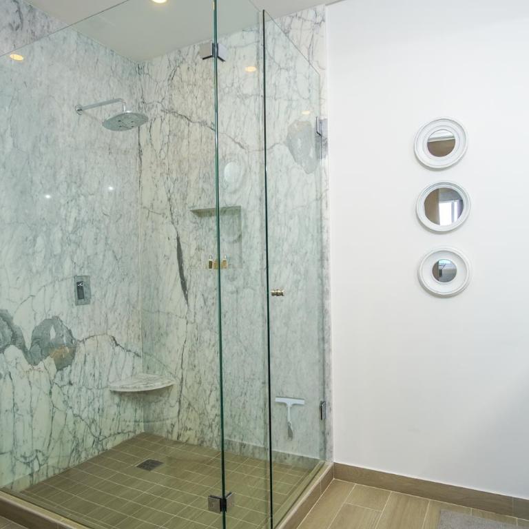 Looking for the perfect scape from the city? Peaceful 2 bedroom condo Verano 804 - Vacation Home - 20