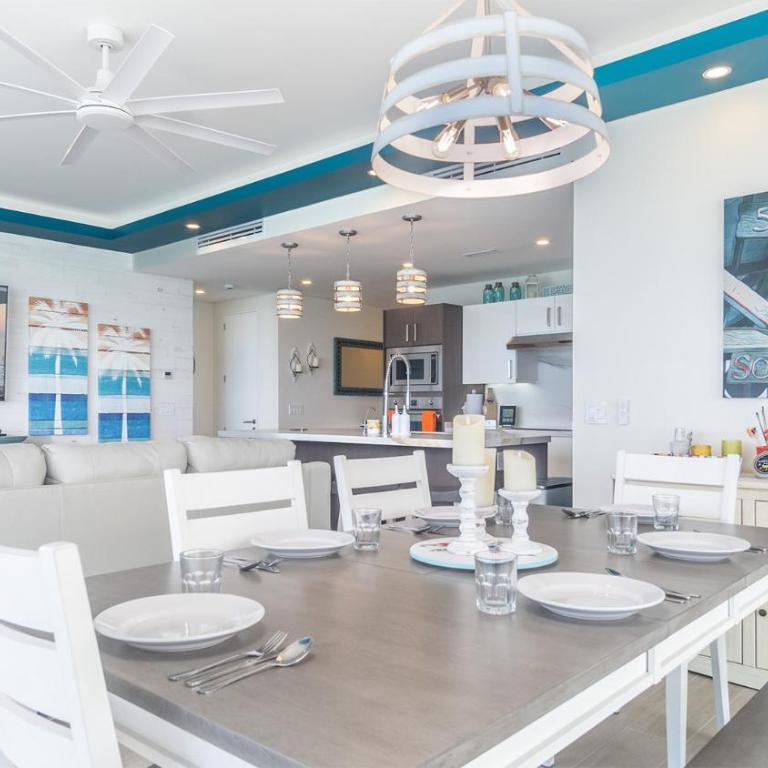 Luxury modern condo at Encantame Towers W1405 - Casa - 10