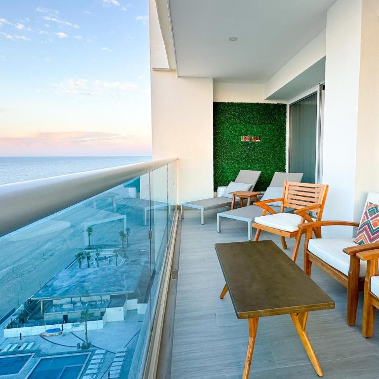 Stunning 2 bedroom Corner Beach Front Condominium Encantame C-1105 - Vacation Home - 6