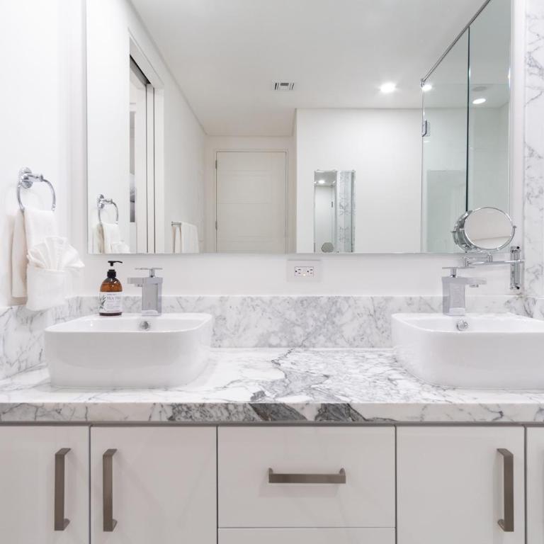 Splash in The New Lazy River/Stay in Modern Luxury Encantame C-403 - Vacation Home - 8