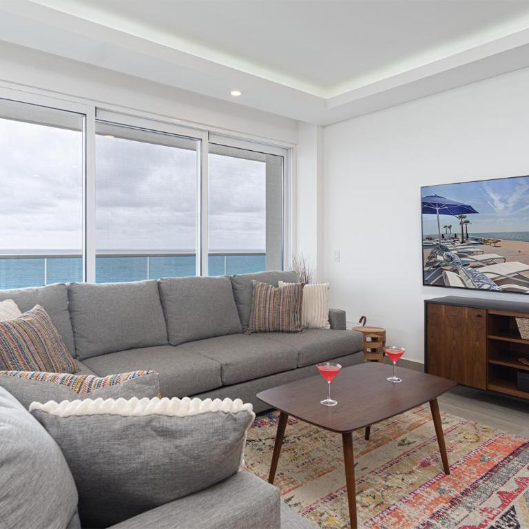 Stunning 2 bedroom Corner Beach Front Condominium Encantame C-1105 - Vacation Home - 12