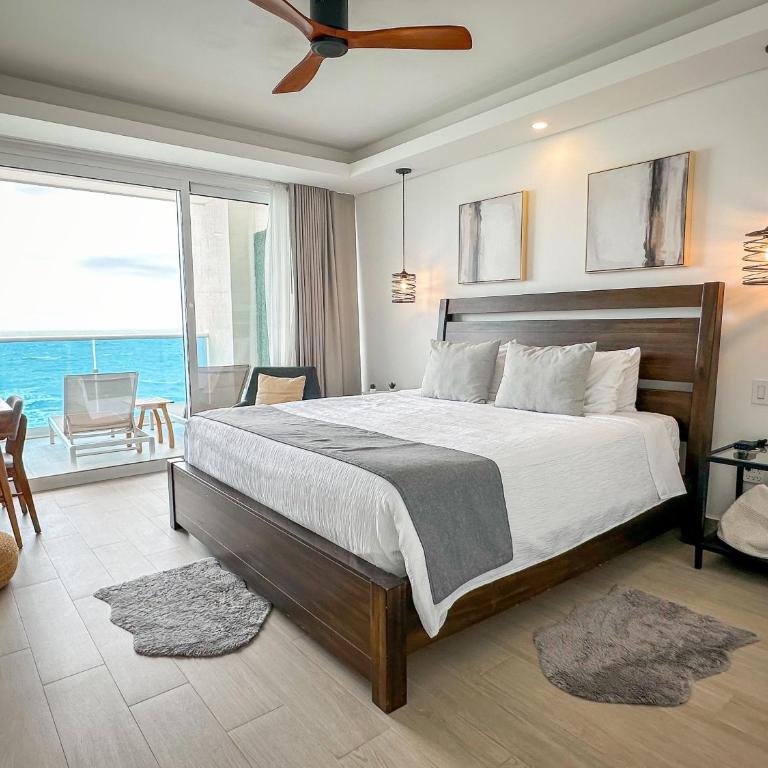 Stunning 2 bedroom Corner Beach Front Condominium Encantame C-1105 - Vacation Home - 15