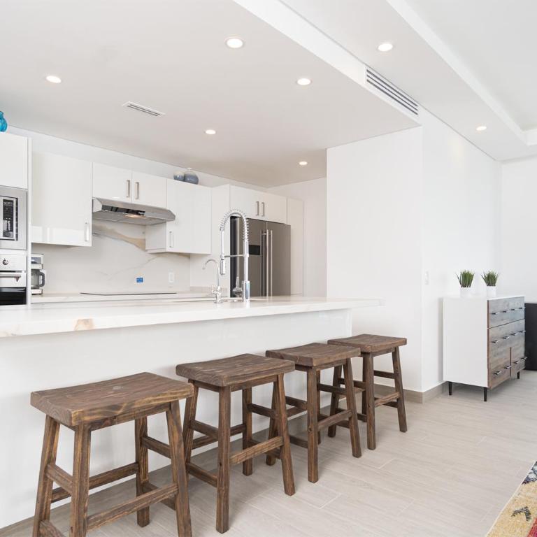 Stunning 2 bedroom Corner Beach Front Condominium Encantame C-1105 - Vacation Home - 22