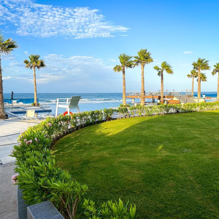 Stunning 2 bedroom Corner Beach Front Condominium Encantame C-1105 - Maison de Vacances - 41