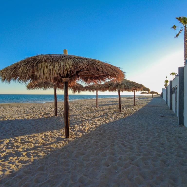 Beautiful 2 bedroom condo Encantame Tower E 802 - Casa - 41