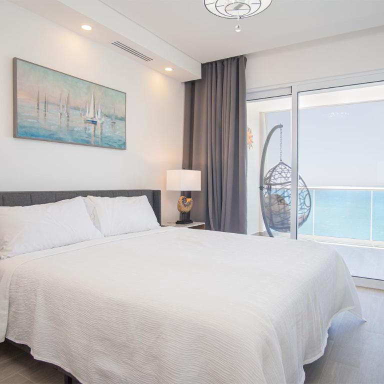 Splash in The New Lazy River and Sleep In Luxury Encantame C2102 - Vacation Home - 15