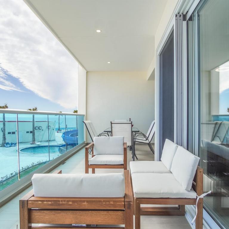 Gorgeous 2 bedroom condominium (Encantame Verano 204) - Vacation Home - 20