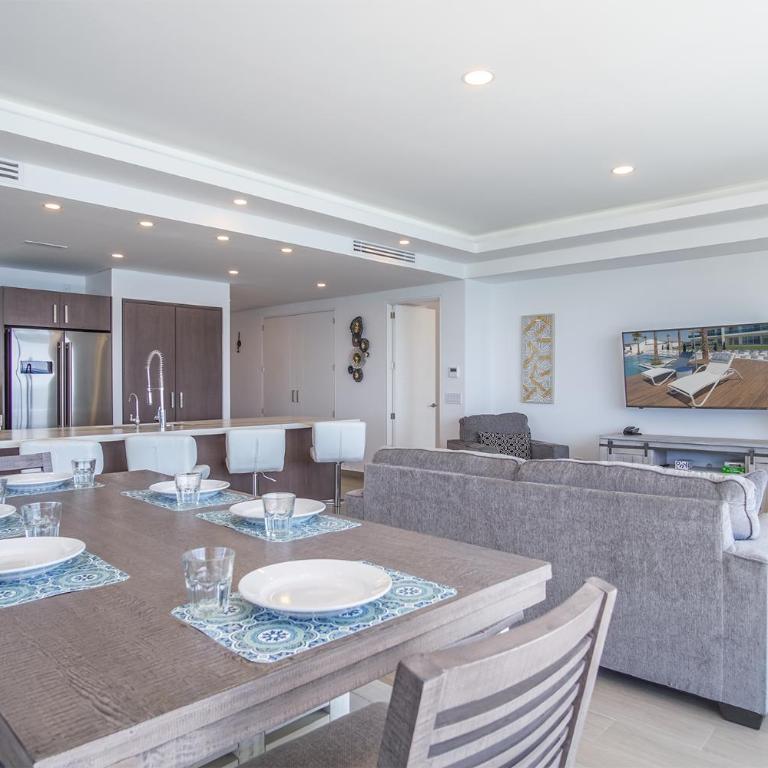 Breathtaking 3 bedroom condo Encantame Towers Velero 1801 - Vacation Home - 6