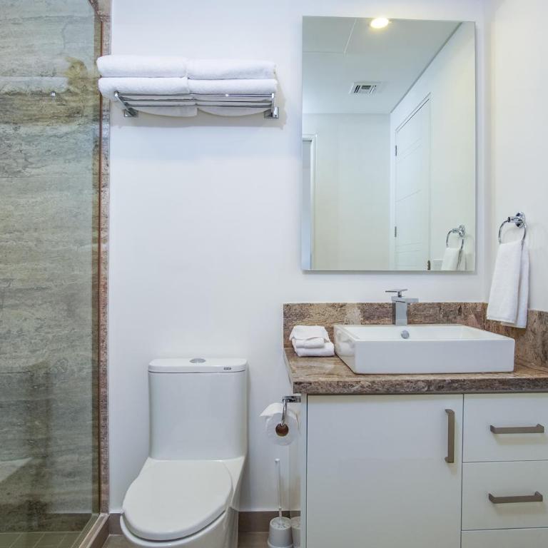 Breathtaking 3 bedroom condo Encantame Towers Velero 1801 - Vacation Home - 19